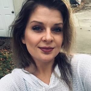 Meet your Posher, Shana